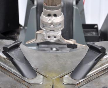 Reifenmontiermaschine GIULIANO S231 PAX Runflat Hilfsarm Reifenwechselmaschine